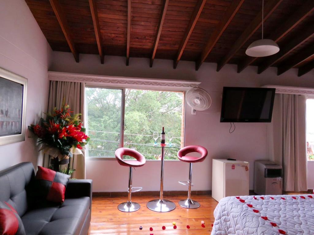 Hotel Lleras Premium #1 Medellín Exterior foto